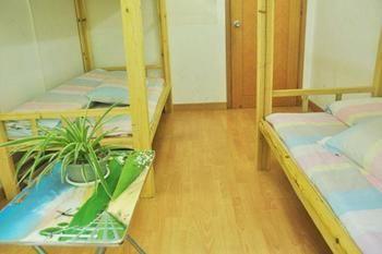 Guangzhou Pinyan Youth Hostel Tangxia  Exteriör bild